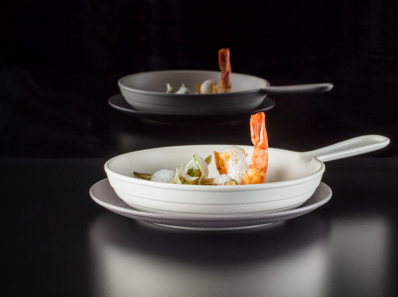 Couvercle avec poignée ovale rouge porcelaine vitrifiée 37,2x25 cm Chefs Fusion Rak
